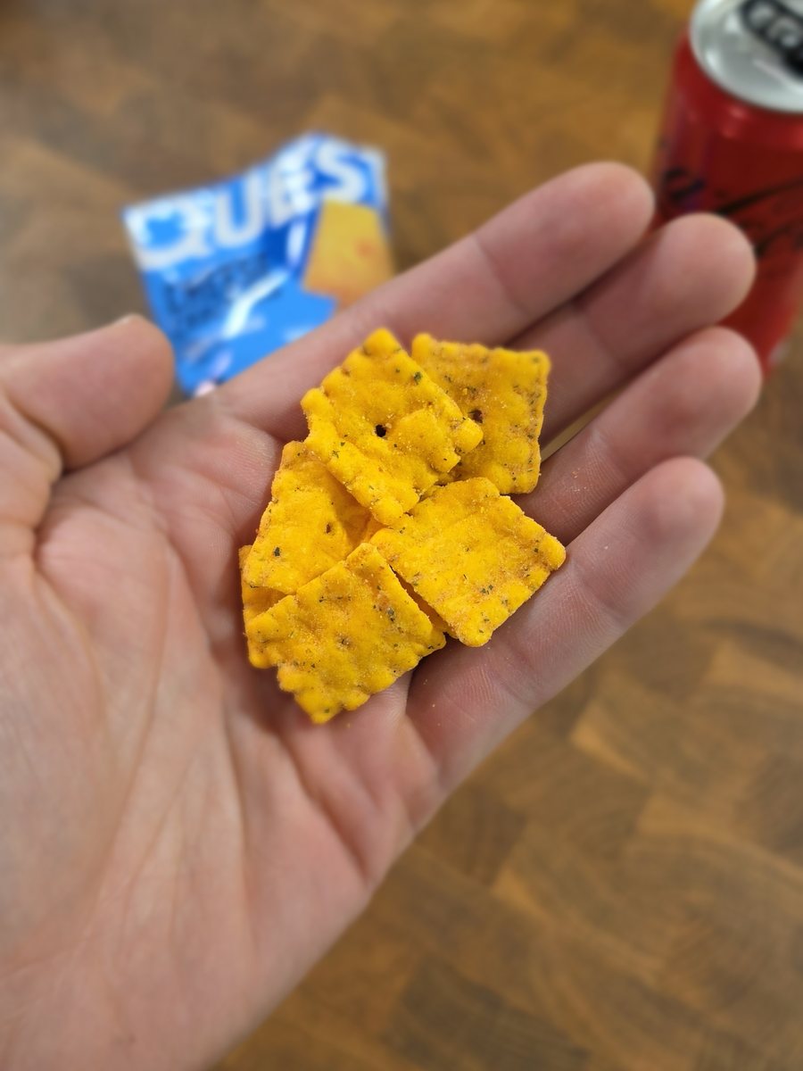 Quest Cheese Crackers Zesty Ranch