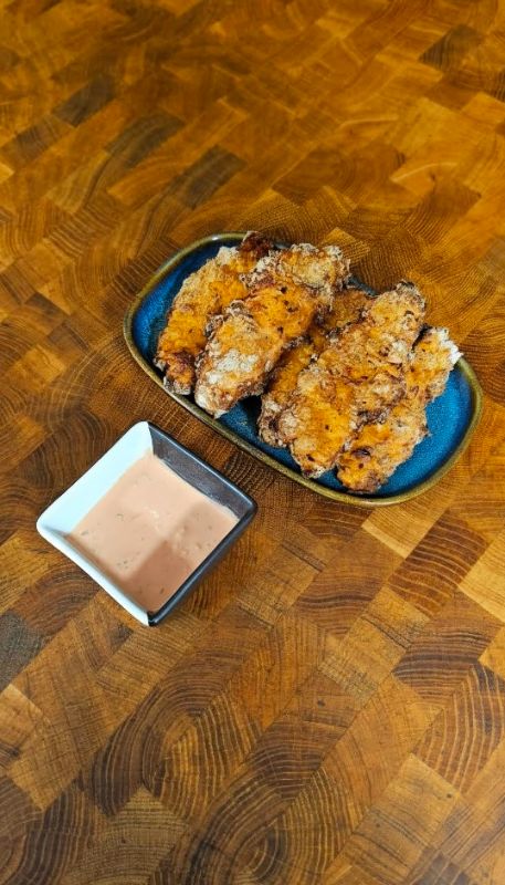 סטריפס עוף בסגנון KFC דלי קלוריות: מתכון לחיטוב במינימום שמן